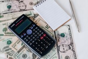 Lire la suite à propos de l’article Budget Mensuel : 5 Étapes Simples pour Gérer ses Finances en 2026